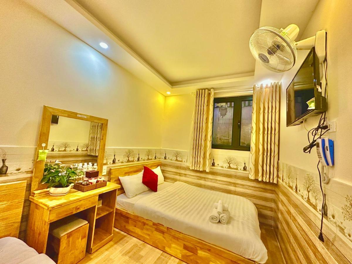 Hotel Khach San Minh Ha Dalat Exterior foto